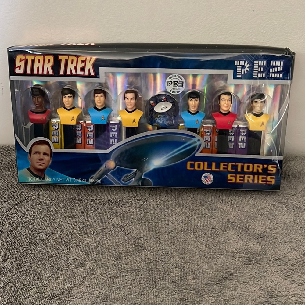 Pez Collector's Series Star Trek 8 Dispensers Limited Edition